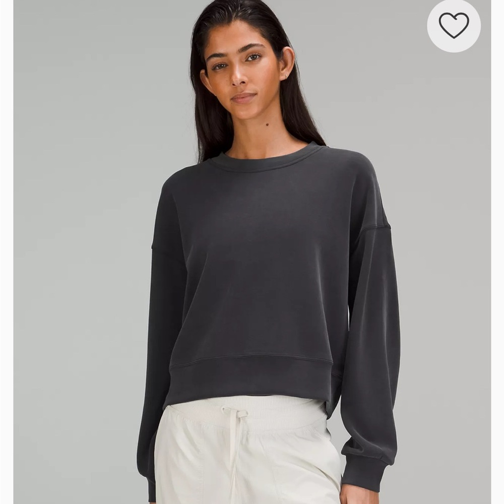 Lululemon Black Oversized Crop Crew perfectly oversized softstreme women’s 6 nwt